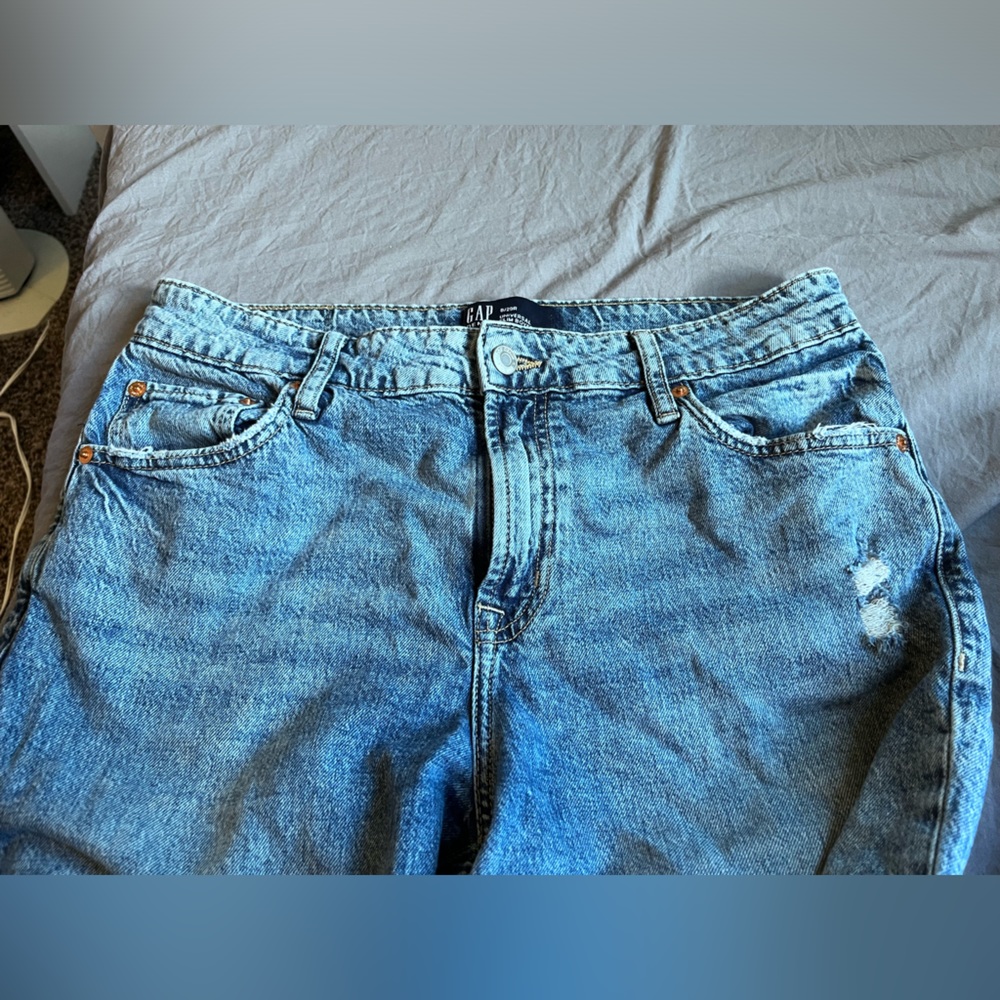 GAP Universal Slim Boyfriend Jeans